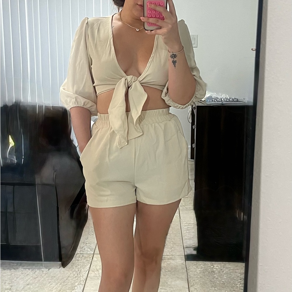 Amazon Cream Crop Top